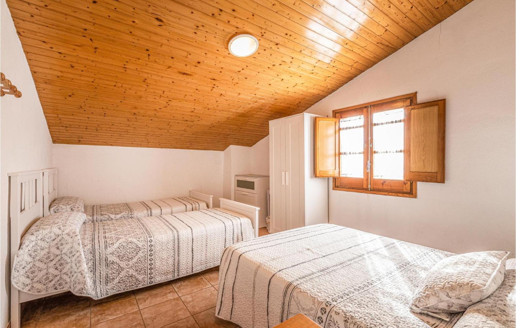 Awesome Home In Riells I Viabrea With Wifi Breda Zewnętrze zdjęcie